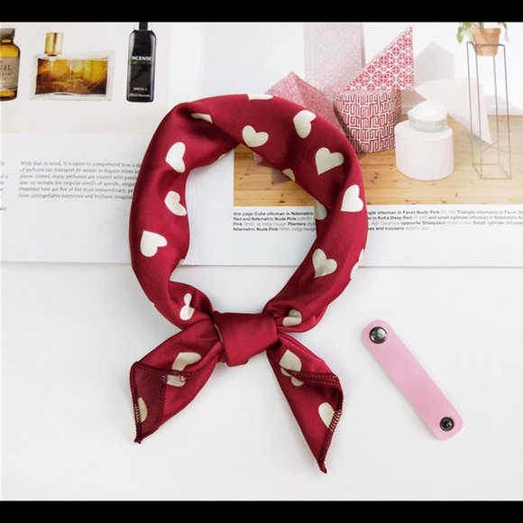 Valentines red head scarf/head wrap with white hearts - Picture 1 of 1